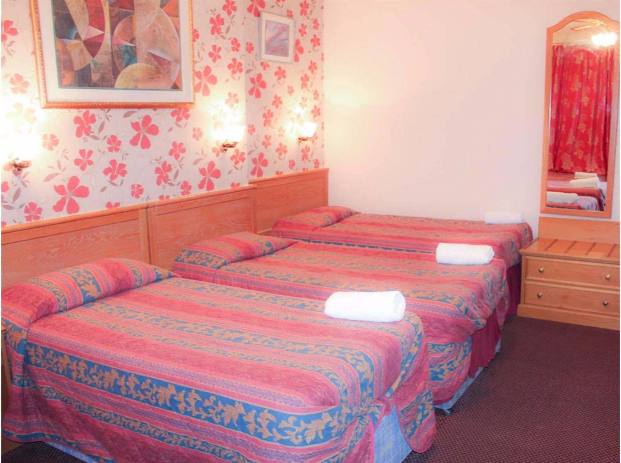 Lampton Guest House Hounslow Exterior foto