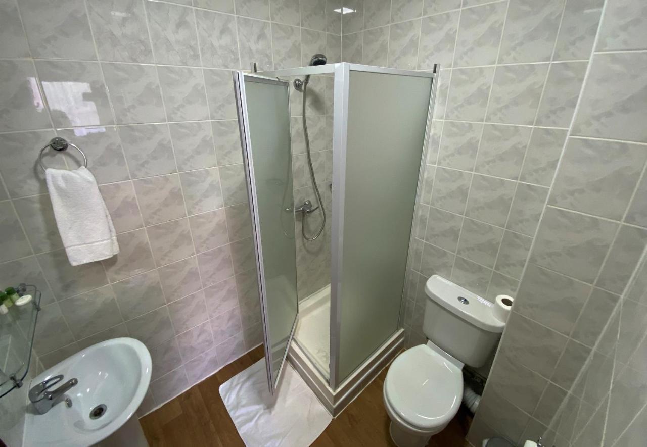 Lampton Guest House Hounslow Exterior foto