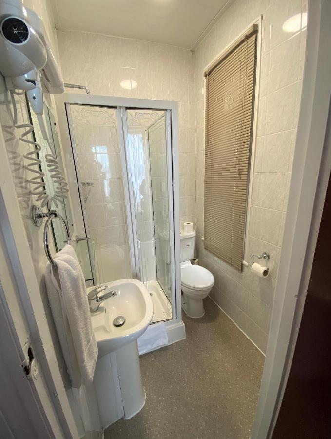 Lampton Guest House Hounslow Exterior foto